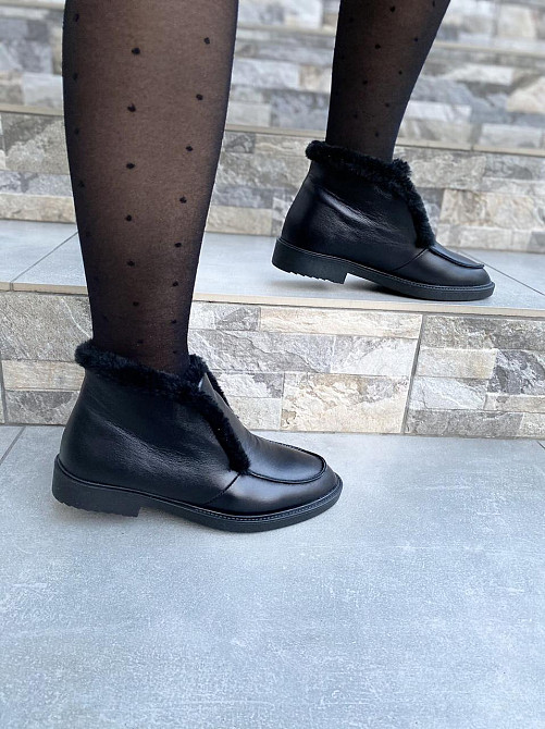Daragani Черевики жіночі Daragani чорні натуральна шкіра зима висота 9 см (4243) Коломия - фото 7