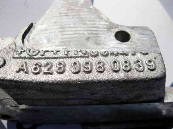 Mercedes-Benz  A6280980839 Кронштейн наддувного повітроводу двигуна OM628 V8 4.0 cdi S-Class W220 G-Class W463 Одесса