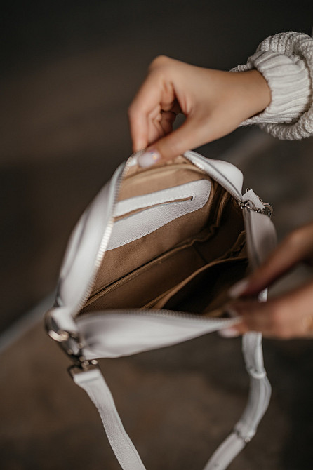 Женская сумочка, Стильная сумка из натуральной кожи, Маленькая белая сумка клатч на каждый деньMasterSem Киев - изображение 6