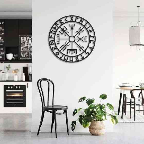 Вегвизир (Vegvisir) – Деревянный декор на стену Киев