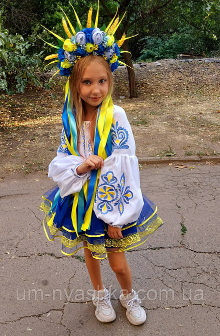 Костюм вышиванка сине-желтый для девочки 