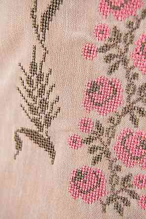 Вышиванка для девочек, льняная розовая Киев