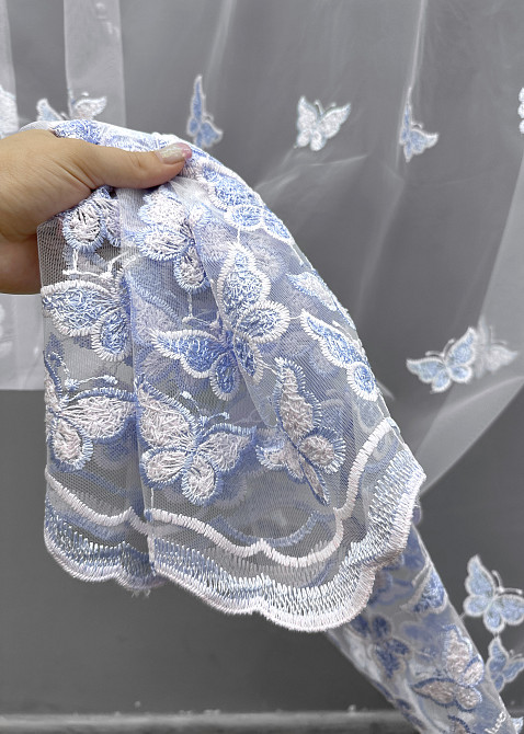Тюль VR-Textil 1740т Фатин «Бабочки» с вышивкой и люрексом Голубой с белым 200х270 см (42-1055) Киев - изображение 4