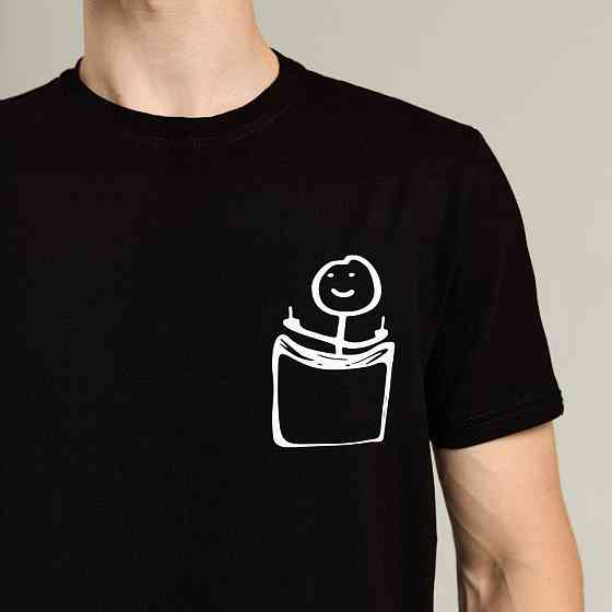 Футболка мужская однотонная черная Pobedov Peremoga - наклейка Человечек с факами Киев