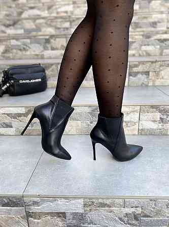 SANTINI Черевики жіночі шкіряні на шпильці 11 см. демісезонні чорні 70543-11 / Черевики з натур Коломыя