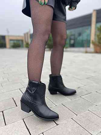 LIRIO Черевики жіночі LIRIO /10140 чорні (зима, шкіра натуральна) (5302) 37р.38р.39р.40р. 40 Коломыя