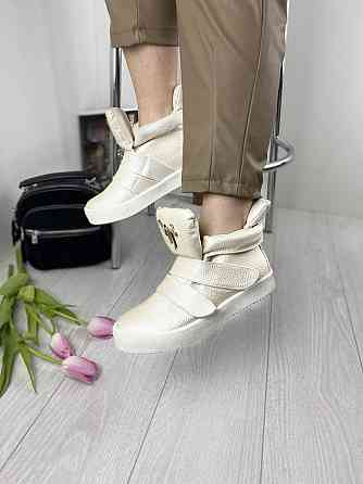 Gofc Снікерси жіночі Gofc бежеві еко-шкіра висота 13см подошва 3см 36р.(GF-JX29 1220) Коломыя