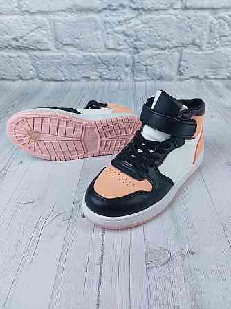 Детские демисезонные кроссовки хайтопы  для девочек 21см Николаев