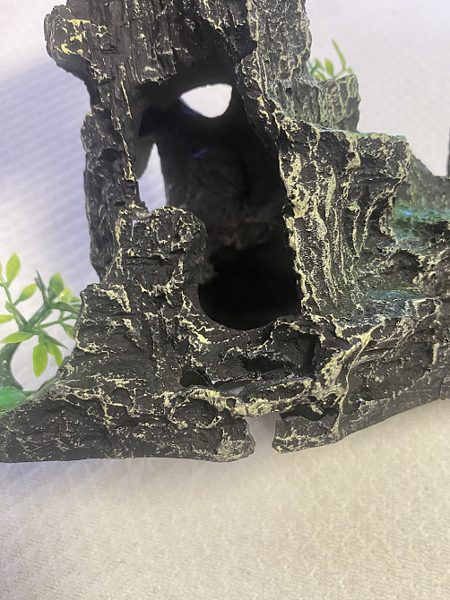 Декор для акваріума Скала акваріумний пейзаж розмір 17 на 22 на 9 см смола зелений З ДЕФЕКТОМ Київ - фото 9