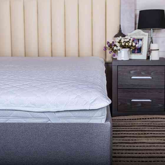 Novita Наматрацник Novita 200х200 см захисний з гумкою по кутах білий Коломия