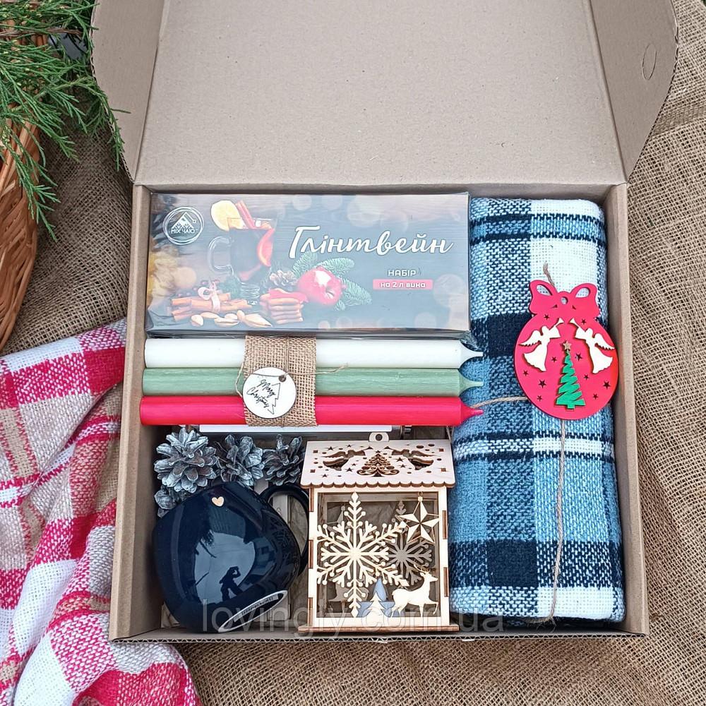 Новогодний подарочный набор с пледом, чашкой и глинтвейном. Ирпень - изображение 2