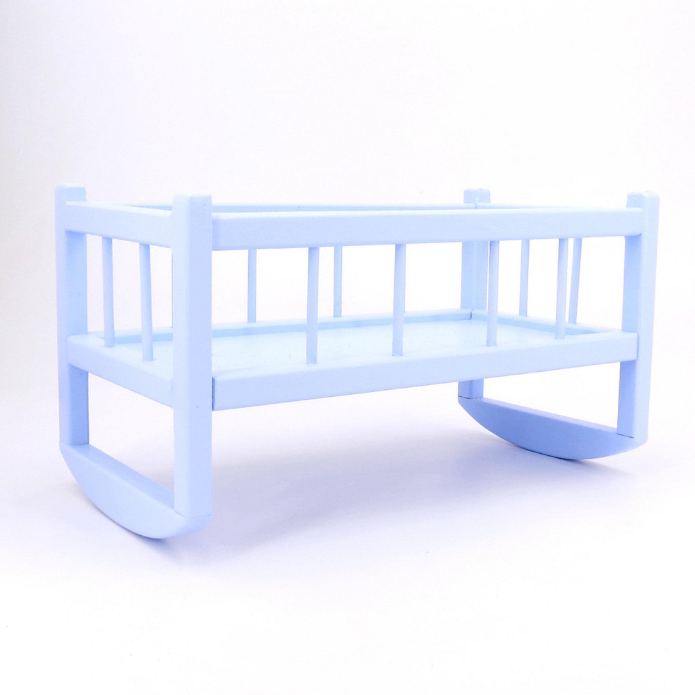 Кровать для кукол 