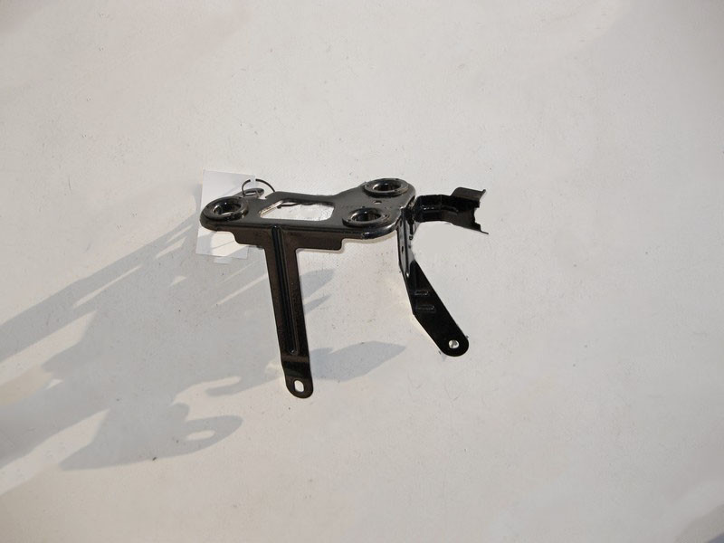 Mercedes-Benz  A1644310140 Кронштейн блоку ABS нижня частина ML W164 GL X164 R-Class W251 Одесса - изображение 1