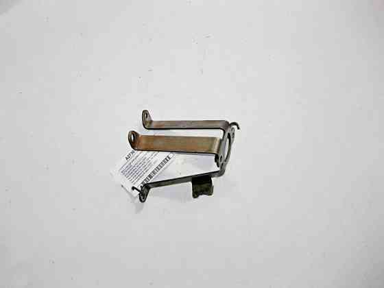 Mercedes-Benz  A2730100440 Кронштейн датчика рівня масла в піддоні двигуна M272 V6 2.5 3.0 3.5л M273 V8 4.6 5.5л Одесса