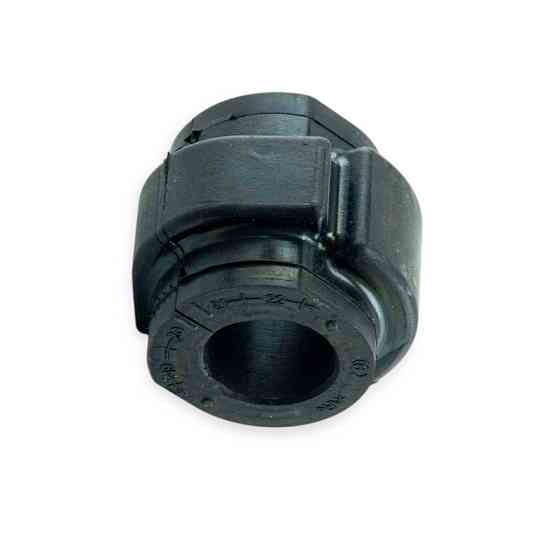 Втулка передня Audi A4 B8, A6 C7 (d-24 мм) стабілізатора Мукачево