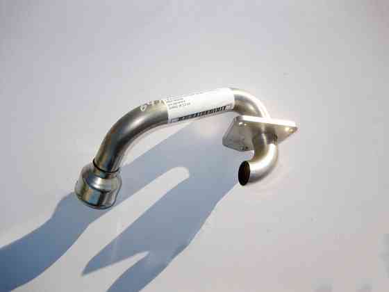 Mercedes-Benz  A6421400208 Трубка між теплообмінником ОГ та впускним колектором надувного повітря двигуна OM642 V6 3.0 cdi Одеса