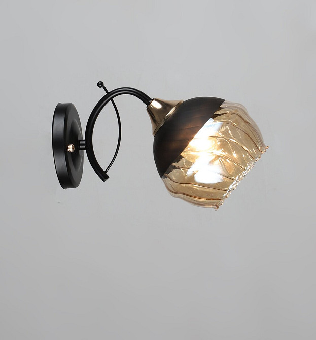 VALESO Бра настінне VALESO A3617/1W скляний плафон E27 Чорний + Золото Коломия - фото 1