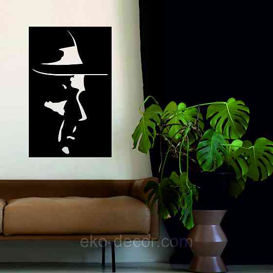 Декоративное настенное Панно «Силуэт мужчины», Декор на стену 110*69 см, Черный Киев
