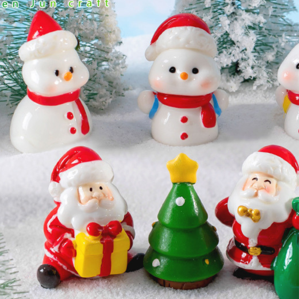 Новогодняя миниатюрная фигурка Санта с коробкой 3.2 х 3 см для микроландшафта, новогоднего декора и творчества Одесса - изображение 3