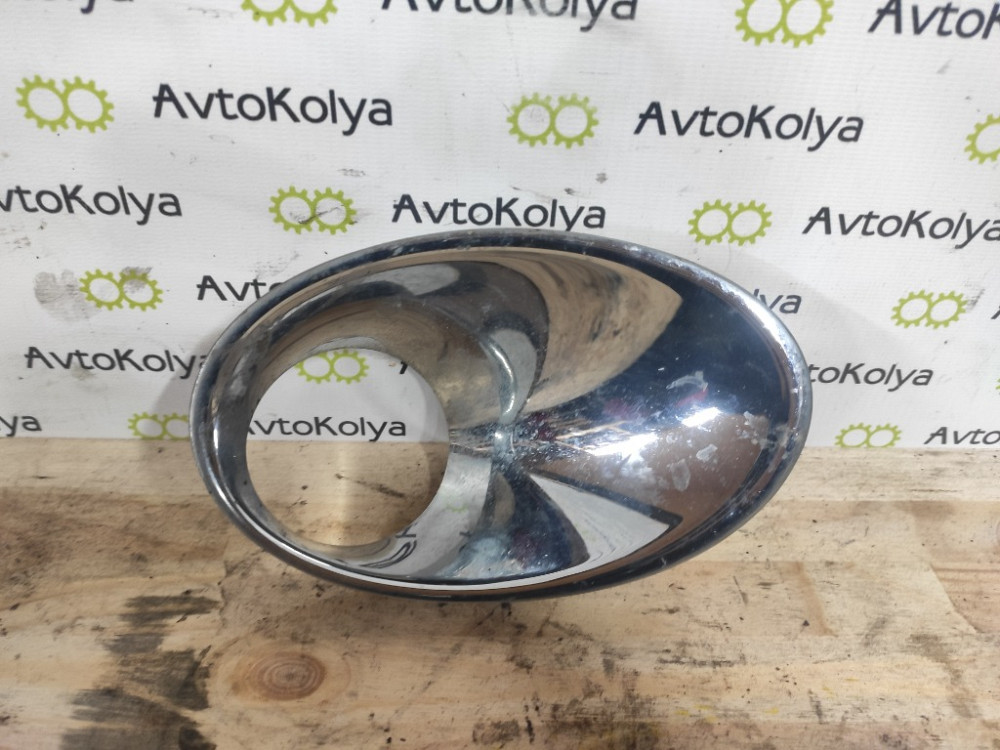 Накладка протитуманної фари права Renault Megane III 2008-2015 (261A21783R) Ковель - фото 1