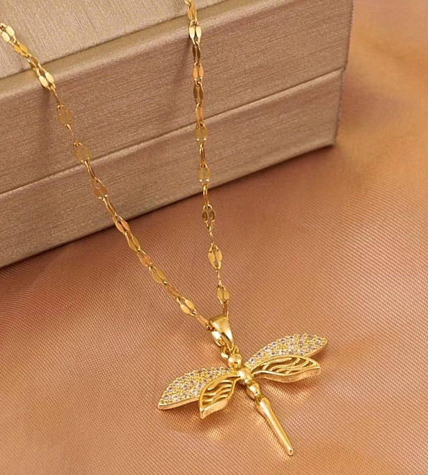 Подвеска стрекоза со стразами на цепочке золотистая украшение Киев - изображение 2