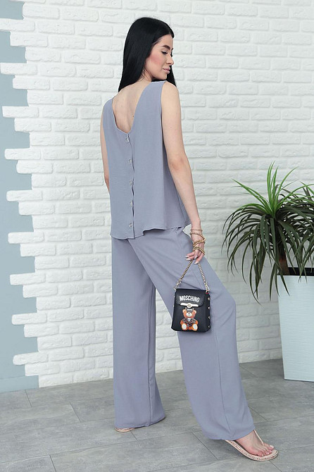 Летний костюм со штанами палаццо 