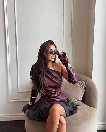 Женский трендовый топ с перчатками из эко кожи 44/46, Бордовый Одесса