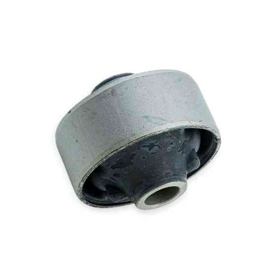 Сайлентблок переднего Toyota Camry V10, V20, Lexus ES, RX 89- задний CTR рычага Мукачево