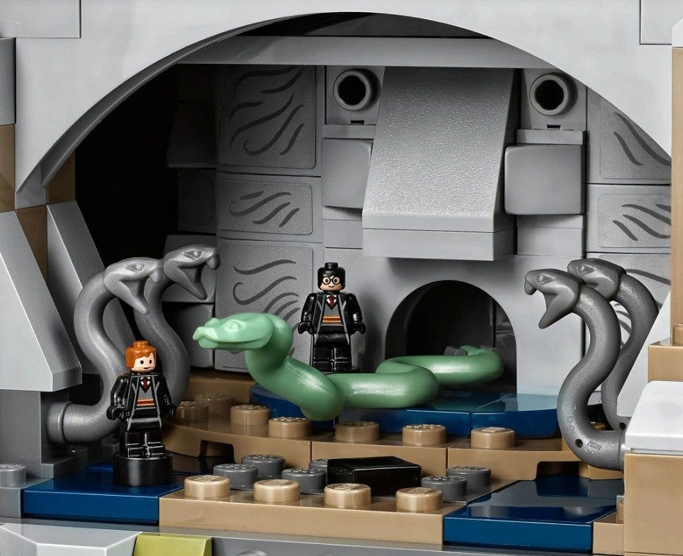 Конструктор Гаррі Поттер Замок Гоґвардс + підсвітка, 6020 деталей. Киев - изображение 3