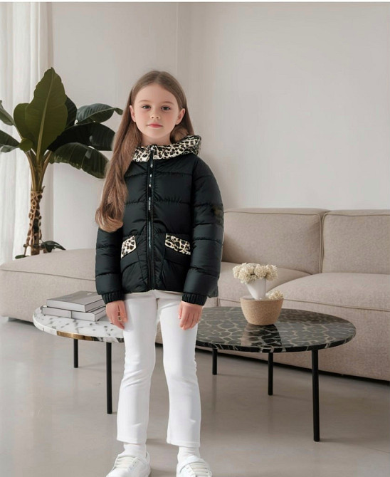 Демисезонная куртка для девочек черная с вставками леопард 140 Николаев - изображение 1
