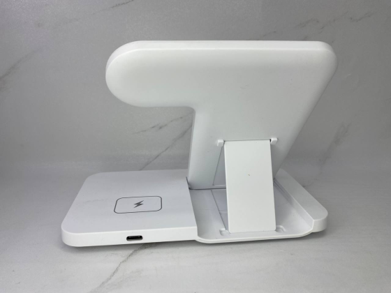 Беспроводная зарядная станция 3-в-1 FDGAO 15W для iPhone, Apple Watch, AirPods (Б/У) Киев