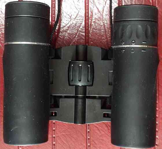 Бинокль малогабаритный туристический. Киев