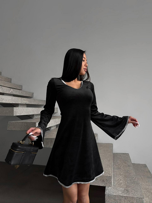 Стильное женское платье  с v-вырезом турецкий велюр Одесса - изображение 4