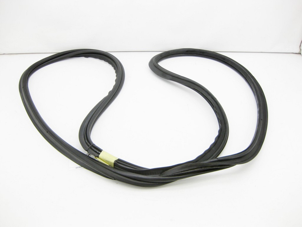 Mercedes-Benz  A2927402100 Ущільнювач дверей багажника GLE Coupe C292 Одесса - изображение 4