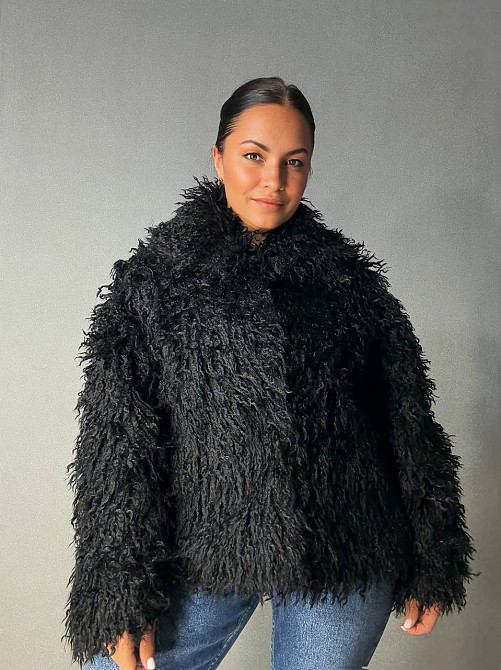 Шуба жіноча Lady Yep 10018 штучна під ламу з коміром чорна, чорний, M Київ - фото 11