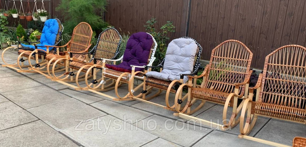 Крісло-гойдалка плетені з ротанга та лози Київ - фото 7