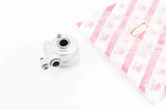 Привід спідометра (кріплення під болт) (під трос "вилка") Киев