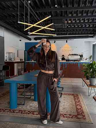 Женский повседневный велюровый костюм двойка: кофта и штаны плотный турецкий велюр Шоколадный, 48/52 Одесса