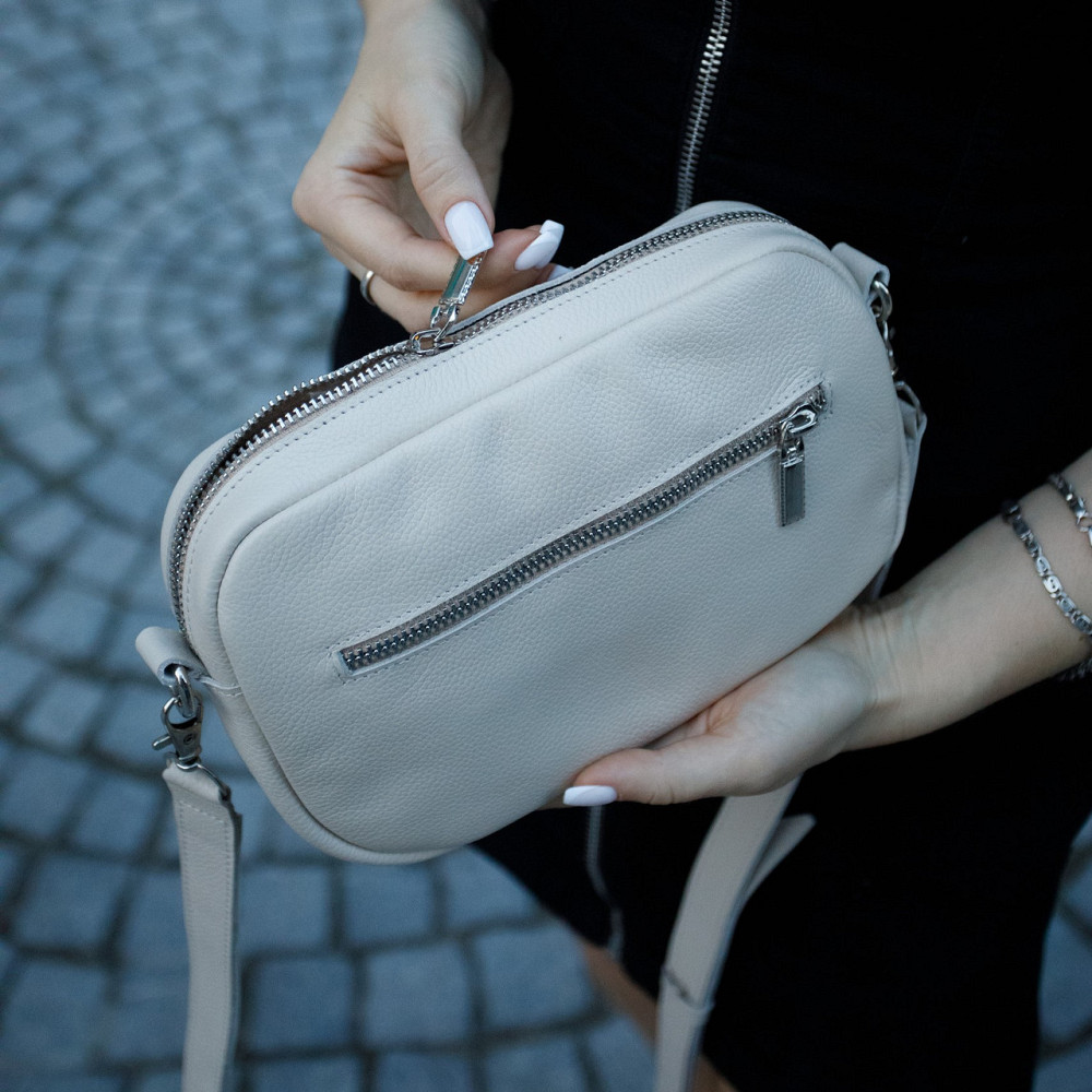 Сумка шкіряна жіноча, маленький клатч повсякденний з плечовим ременем класичний, бежевийMasterSem Київ - фото 4