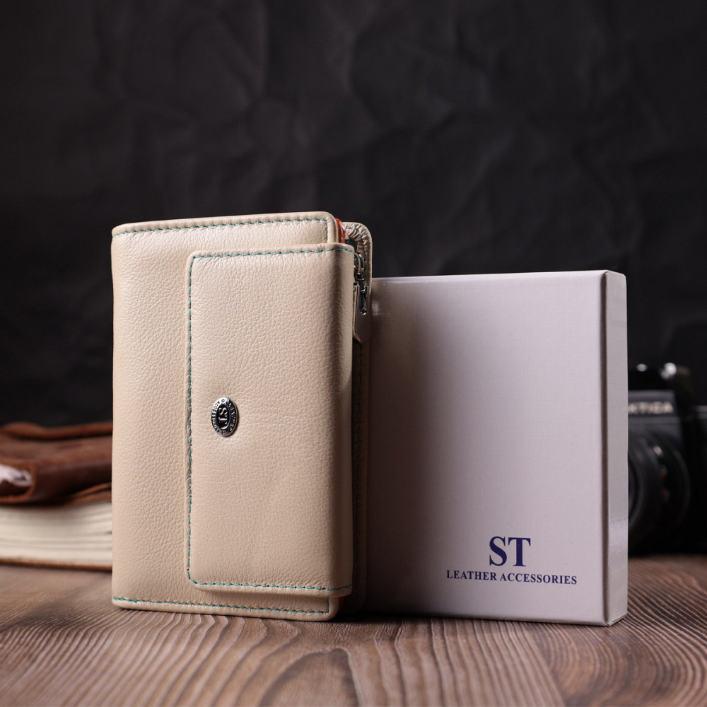 Вместительный кошелек для женщин из натуральной кожи ST Leather 22500 Белый Киев - изображение 10