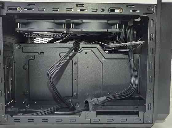 Новый игровой mini itx ПК | Ryzen 7 7800X3D | 32GB RAM | SSD M.2 1TB. Харьков