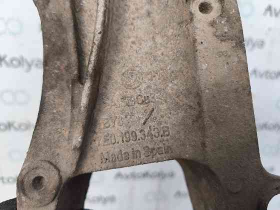Кронштейн (опора) подушки двигуна правий VW T5 T6 2.0 tdi 2003-2019 (7E0199343B) Ковель
