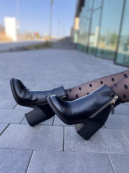 Lexi Черевики жіночі Lexi чорні натуральна шкіра каблук 9см (2718) Коломия - фото 9