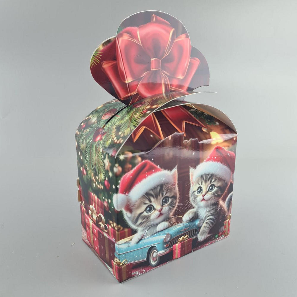 Новогодняя подарочная картонная упаковка для конфет (500грм) №236 