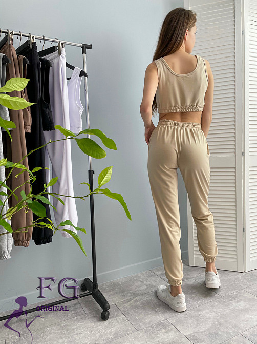 Легкий трикотажний костюм-двійка "Не беси" оптом | Розпродаж моделі Бежевий, 46-48 Київ - фото 2