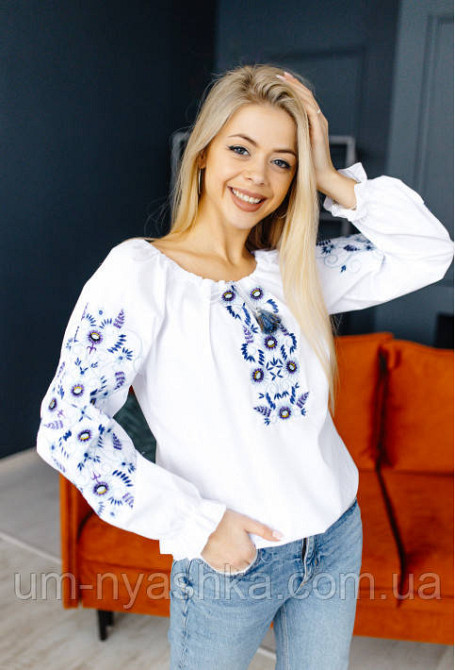Жіноча вишиванка з синьою вишивкою "Вьюнок" Кривий Ріг - фото 1