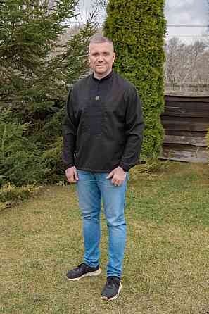 Вишиванка чоловіча лляна, чорна, з довгим рукавом, топ Київ