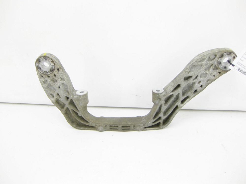 Mercedes-Benz  A2463520500 Кронштейн заднього редуктора CLA Shooting Brake X117 CLA C117 GLA X156 A-class W176 B-class W246 Одеса - фото 1