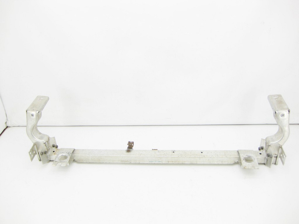 Mercedes-Benz  A2466200019 Опора радіаторів під настановною панеллю CLA Shooting Brake X117 CLA C117 GLA X156 A-class W176 B-class W242 B-class W246 Одеса - фото 1