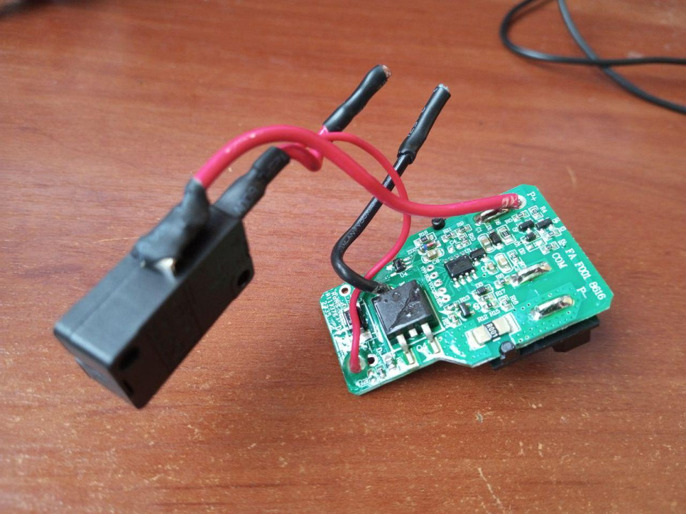 Плата в зборі акумуляторного тримера PARKSIDE для газону PRTA 20-Li Полтава - фото 1